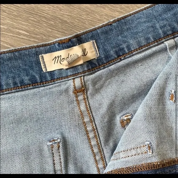 Madewell High-Rise Denim Shorts - Picture 6 of 6